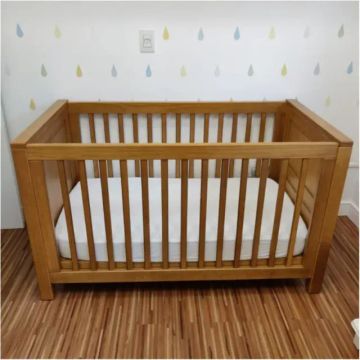 Berço Tuilpa Baby em Madeira - ÓTIMO ESTADO!