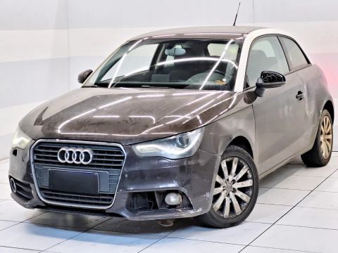 Audi A1 2012 1.4 tfsi attraction 16v 122cv gasolina 4p automático