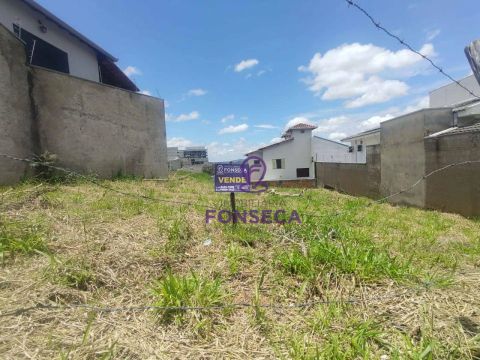 Terreno à venda, 319 m² por R$ 210.000 - Santa Rita I - Pouso Alegre/MG