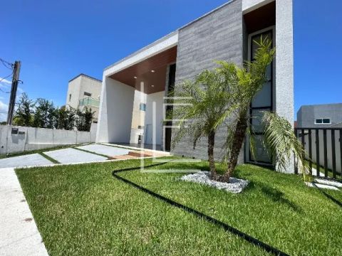 Casa com 4 quartos em um terreno de 450m² na Barra de São Miguel - Condomínio Altavistta