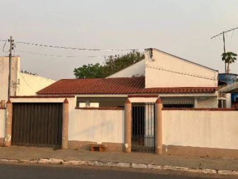 Casa 143 m² - Centro - Arenápolis - MT