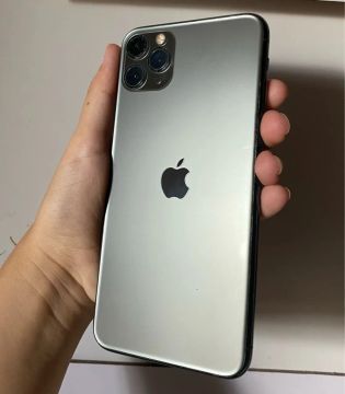 IPHONE 11 PRO MAX 64GB SEMI-NOVO ACEITO CARTÃO 