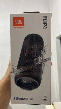 Caixa de Som JBL Flip 6 - Bluetooth - 12h de Autonomia