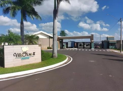 Terreno Dentro de Condomínio - Residencial Villa Flora 3 Aquarius  em Marília