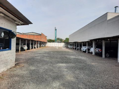 Terreno 1000 m² no bairro Humaitá, em Porto Alegre.