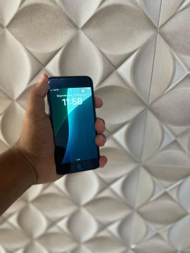 iPhone 8 Preto - Impecável