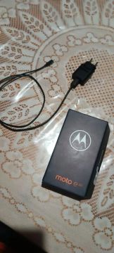 VENDE-SE MOTO E 20
