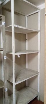 Estante de madeira 2,4m de altura largura 80cm profundidade 50cm