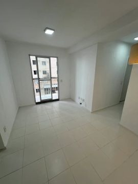 Alugo apartamento, 2 quartos, armarios projetados, gás canalizado, 1 vaga, Araçagy