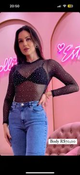 Blusa com brilho 