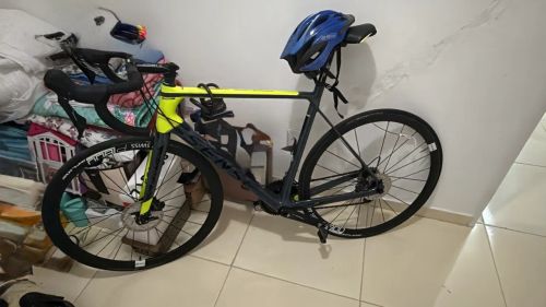 BICICLETA 700 SENSE PROLOGUE SHIMANO 105 DISC 11V CINZA/AMARELO 51 (SEMINOVA)