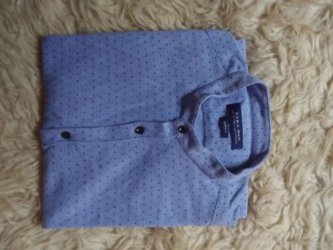 Camisa Zara Man Azul com Bolinhas / Poá