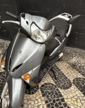 Honda lead 2013 