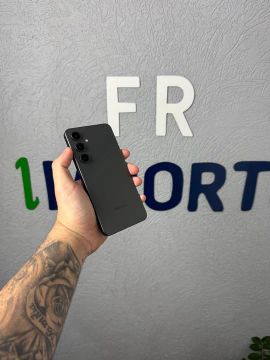 Samsung Galaxy S24 Fe - Preto 