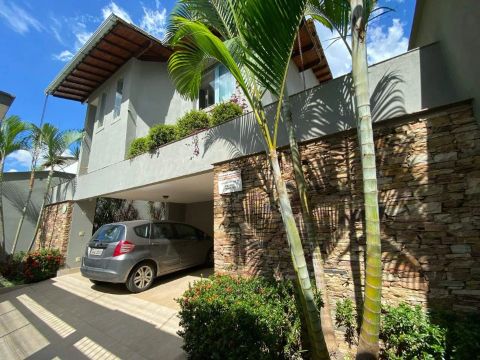 Casa para aluguel, 5 quartos, 2 suítes, 3 vagas, Ouro Preto - Belo Horizonte/MG