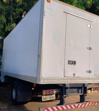 Baú frigorífico Fibrafort 6,50 metros motor elétrico e acoplado 
