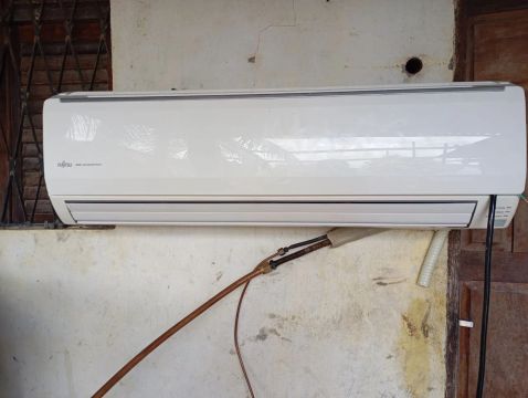 Ar Condicionado 24 mil BTUs Split Fujitsu Inverter
