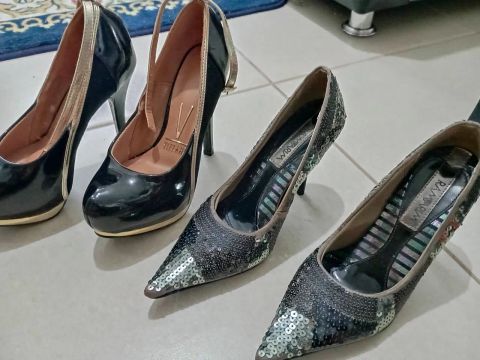 Sapatos de Salto Feminino