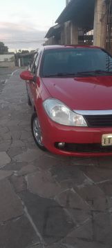 Vende-se Symbol 1.6 16V 2013 - Completo