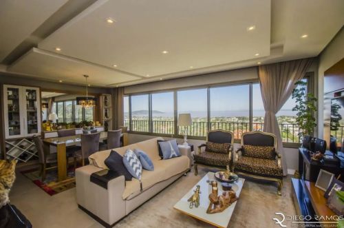 Apartamento em Avenida da Cavalhada - Cavalhada - Porto Alegre/RS
