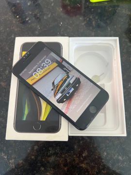 iPhone SE 2 64 gigas todo original