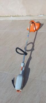 Roçadeira Stihl FSE elétrica por apenas 500,00