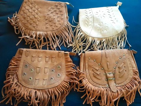 Bolsas de franja Transversal Camurça- 4 peças Novas
