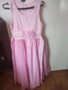 Vestido de festa infantil rosa, branco e lilás