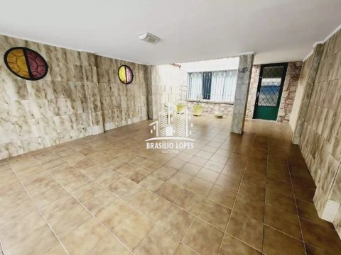 Sobrado à Venda  3 Dormitórios | 200 m² | Sacomã, São Paulo
