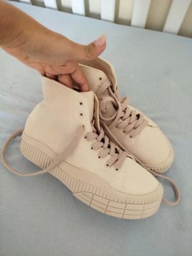 Tênis feminino Forever21 n°36