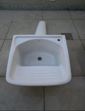 Tanque com coluna 