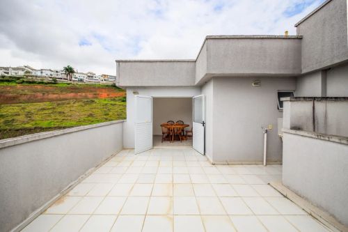 Oportunidade: cobertura nova e com elevador para venda