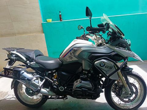 BMW R1200 GS Adventure - Impecável