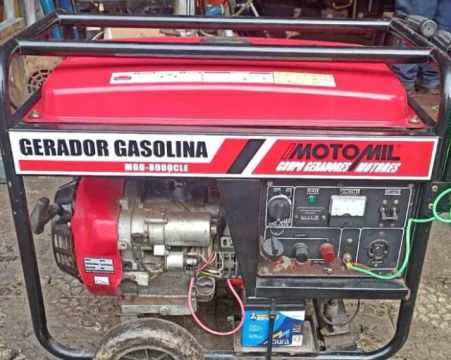 Gerador revisado - Gasolina 220V - MGG-8000CLE