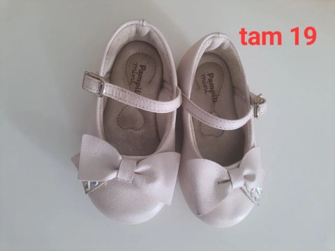 Sapatos variados 