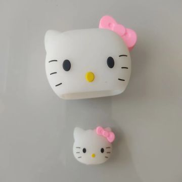 Capa para carregador da Hello Kitty 