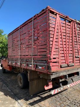 boiadeira de F-4000 nova para venda. 