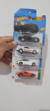 Hot wheels 