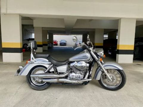 SHADOW 750 2010