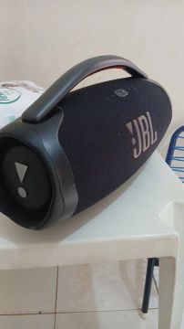 Caixa de Som JBL Boombox3 