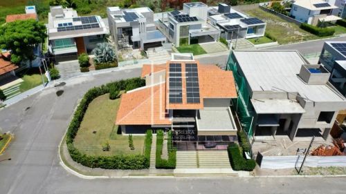 Excelente casa de altíssimo padrão com 295m² em um terreno de 570m² - Condomínio Granville