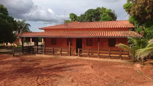 Sitio 8.000m² plano, churrasqueira, poço artificial de peixe,Jaboticatubas.
