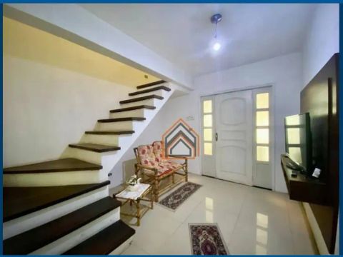 CASA ESPAÇOSA POR R$ 350.000,00