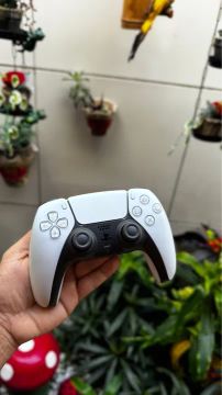 Controle DualSense PS5 novo com defeito de drift