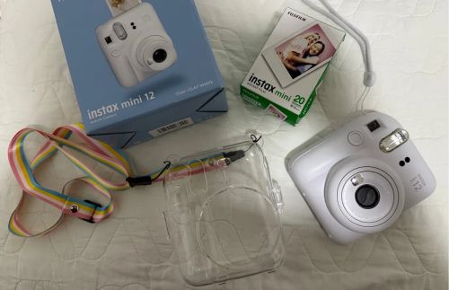 Câmera Instax Mini 12 + Acessórios