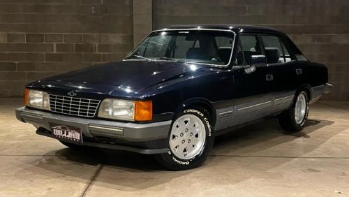 Opala Diplomata 6cc com Pimenta no Motor 4.1 Diferencial Dana Pneus Cobra
