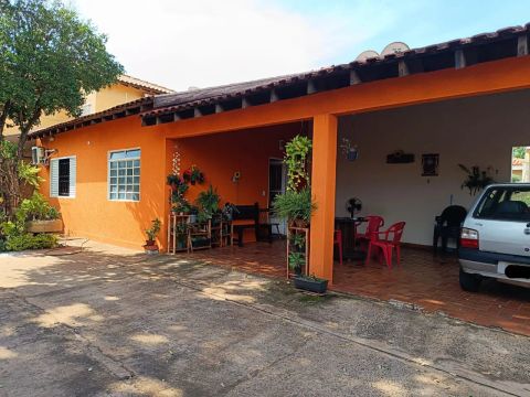 Casa de esquina na Coophasul 