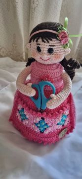 Boneca de crochê para decoração