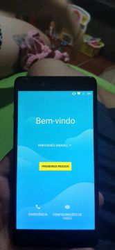 Smartphone Android desbloqueado - Tela grande e câmera de alta qualidade