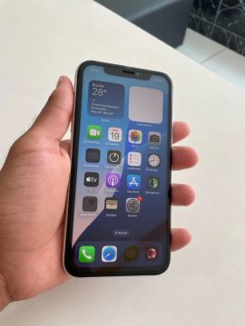 iPhone XR - 128gb